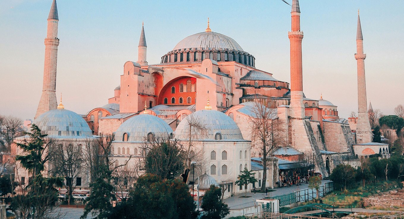 Helping Turkish Airlines increase peak season searches by 38%